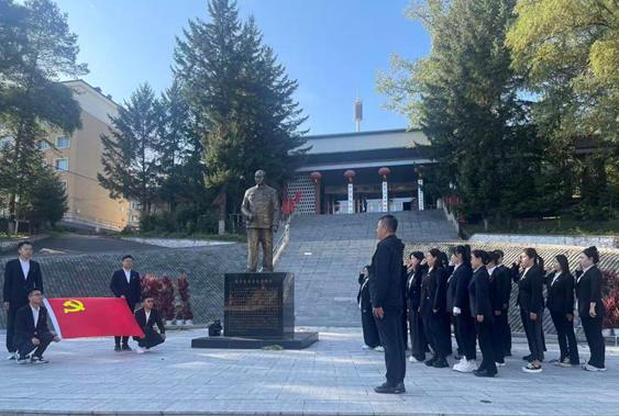 81DDBD1E8B0DEFF7D2C0FB379B3_EB3472D1_271C5