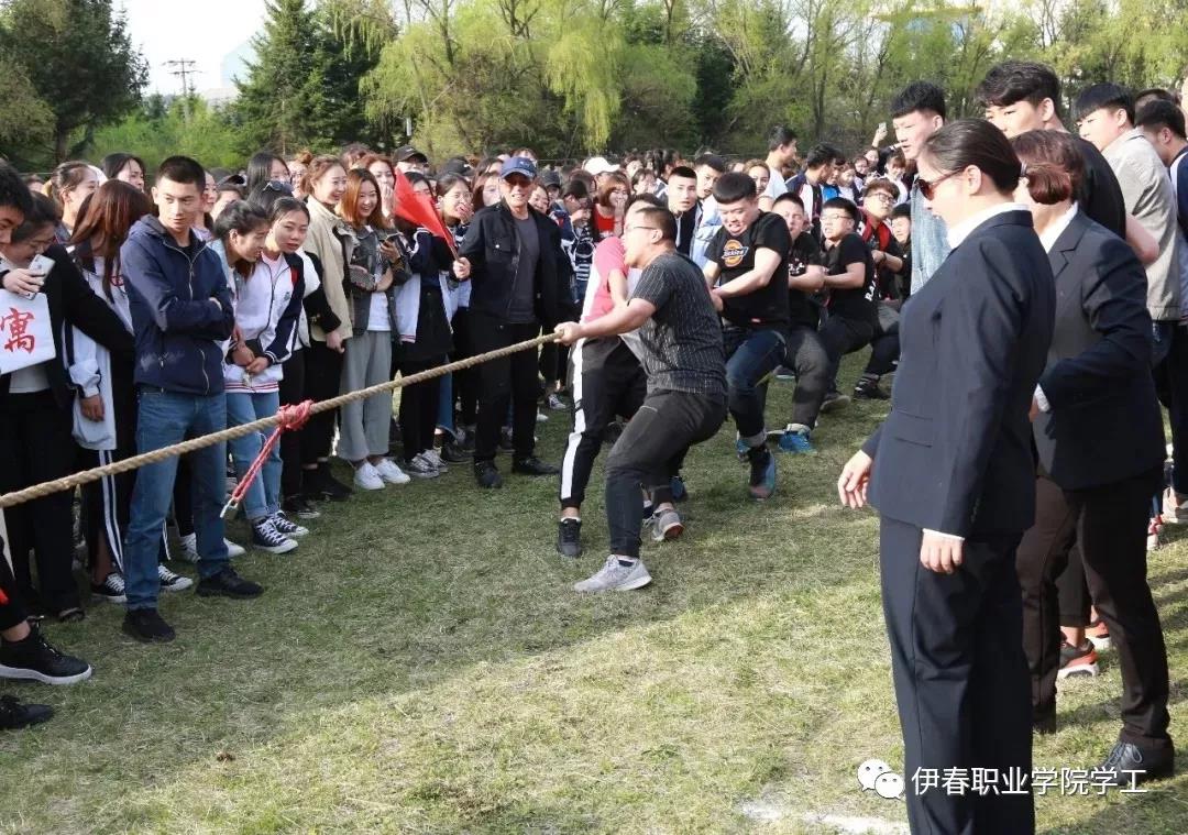 以公寓文化为载体,扎实推进标准化寝室建设 以公寓文化为载体,扎实推进标准化寝室建设